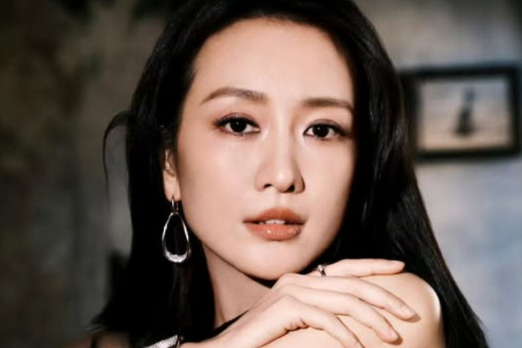 網紅王歐透露，她正以單親媽媽的身分撫養女兒